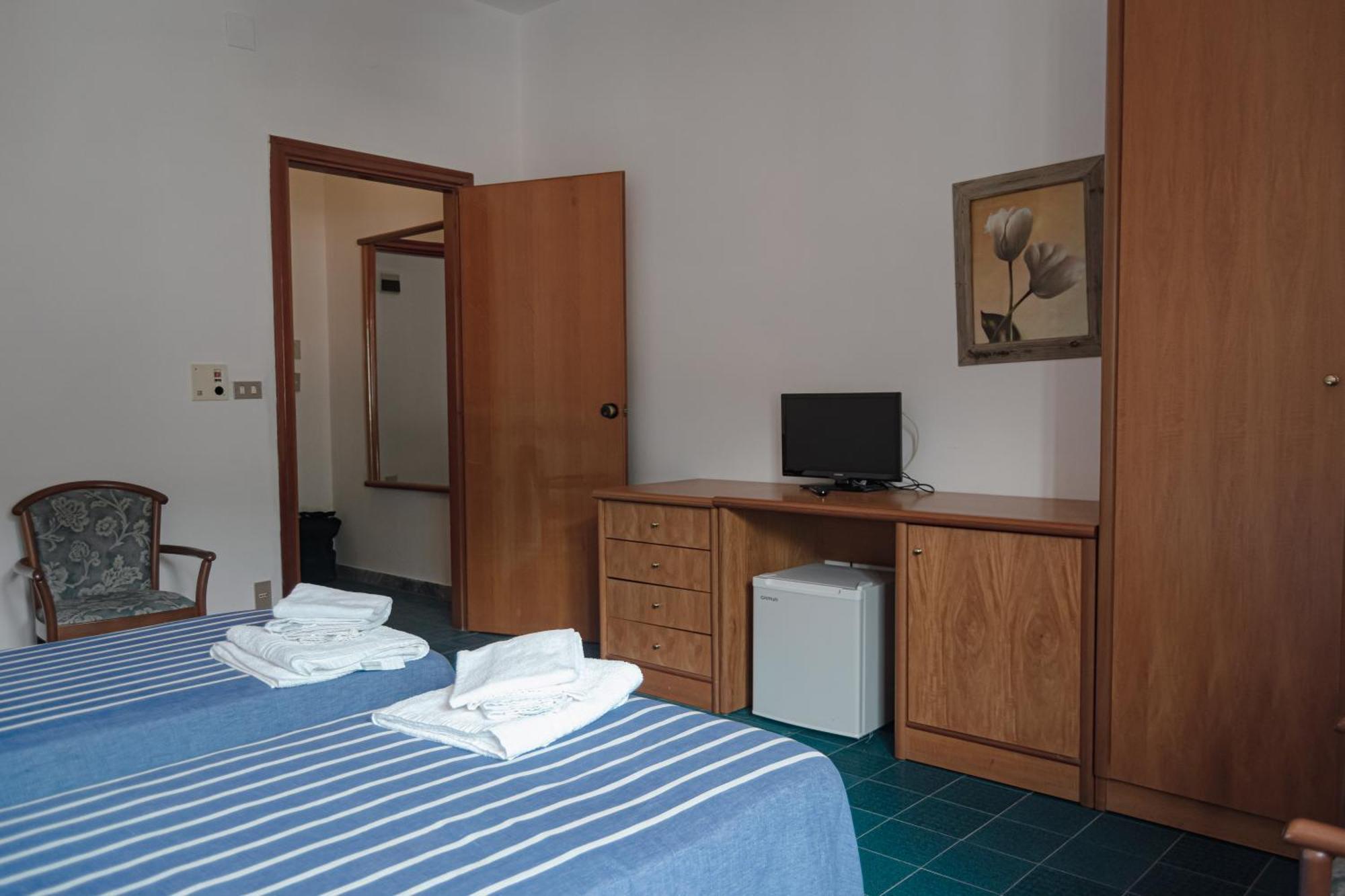 גוארדיה פיימונטזה טרמה Hotel Mediterraneo מראה חיצוני תמונה